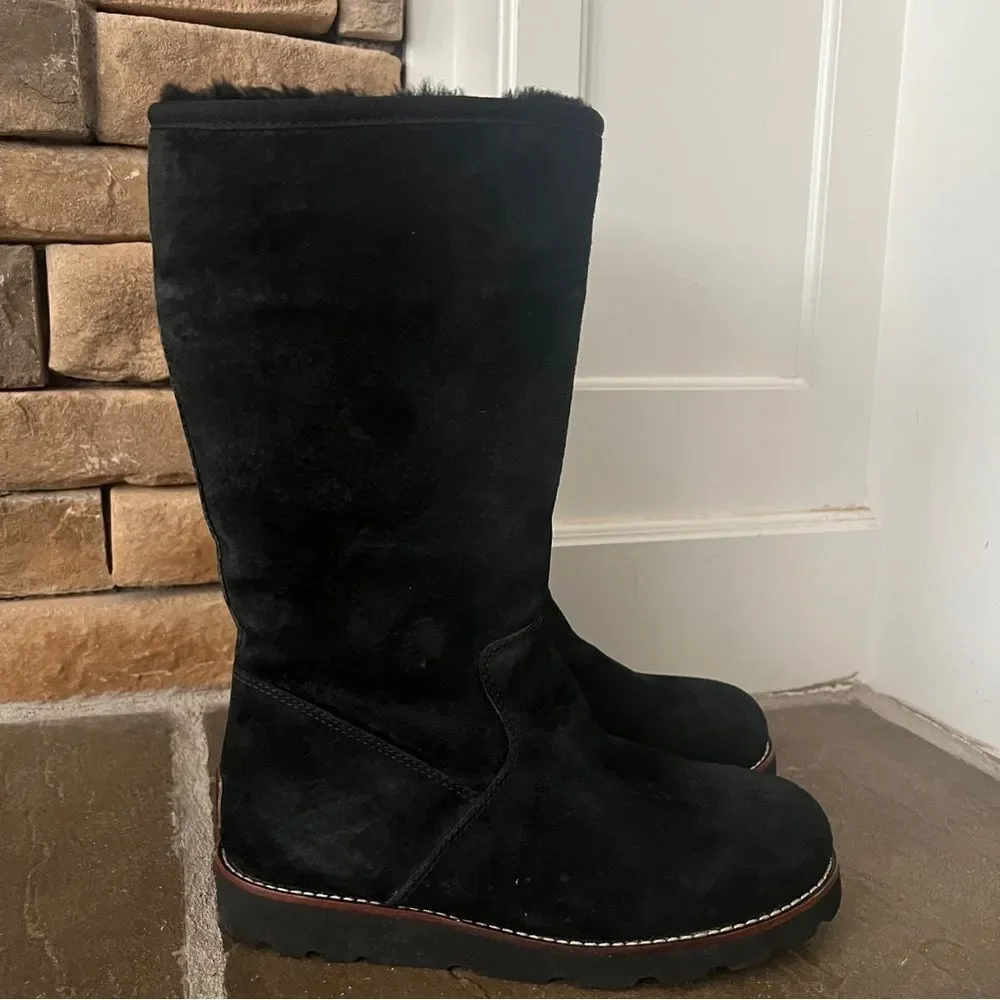 UGG Etta Womens Boots Black 8 Leather Sheepskin Winter Waterproof Suede